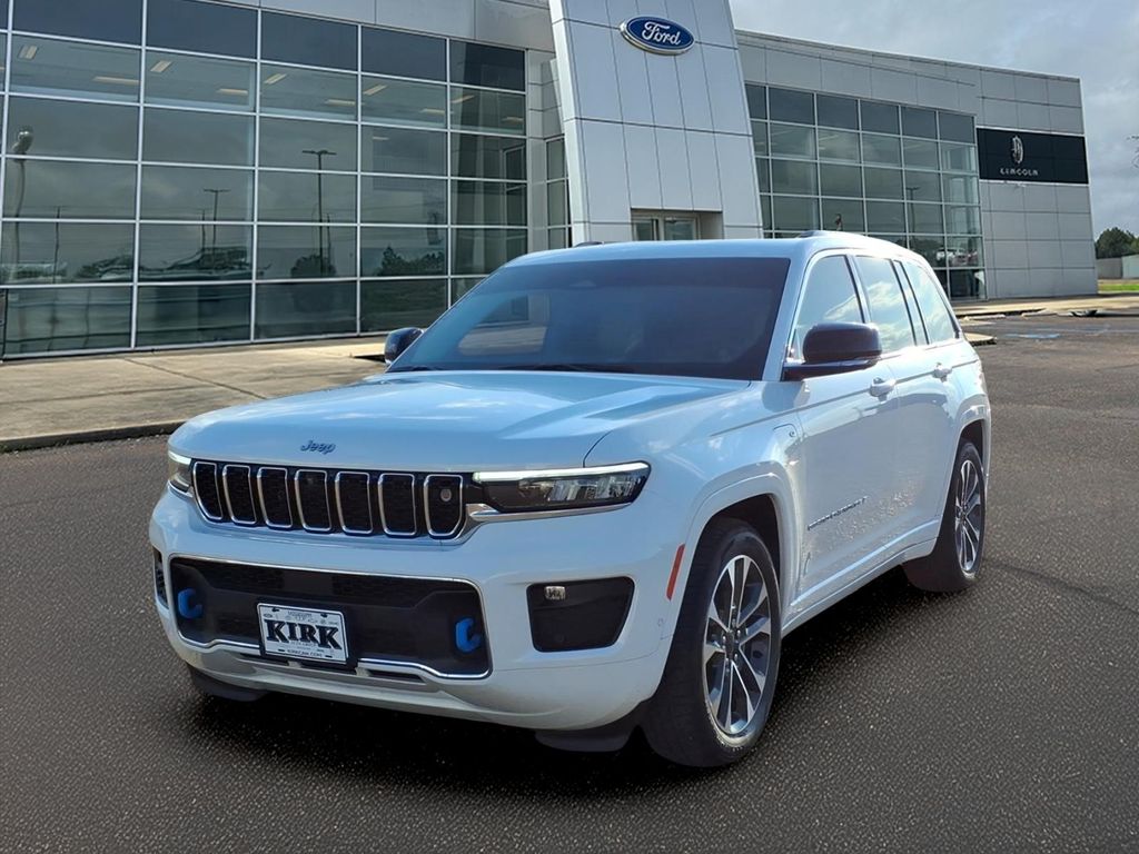 2022 Jeep Grand Cherokee 4xe Overland