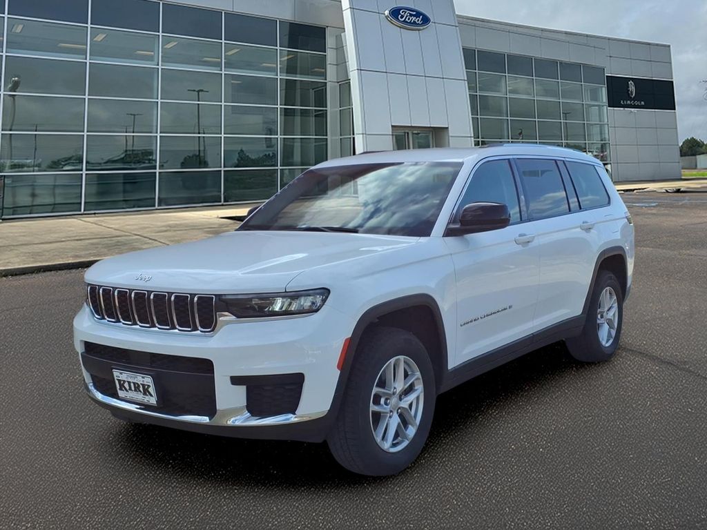 2023 Jeep Grand Cherokee L Laredo