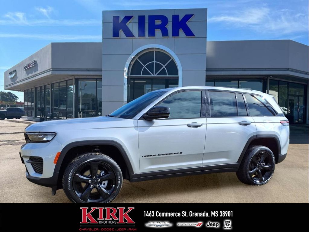 2025 Jeep Grand Cherokee Altitude X