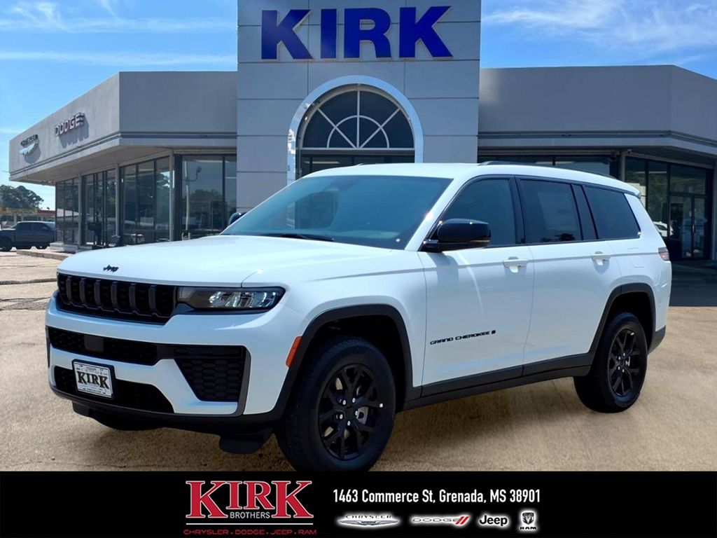 2026 Jeep Grand Cherokee L Laredo Altitude