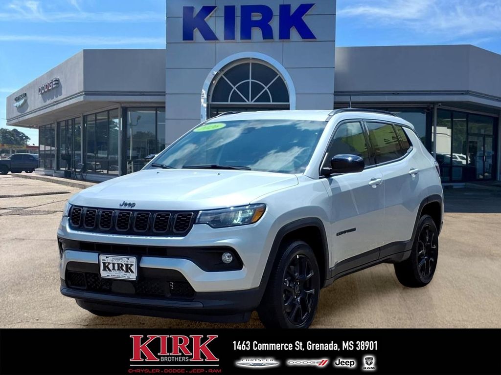 2026 Jeep Compass Latitude Altitude