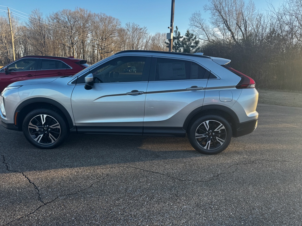 New 2026  Mitsubishi SE image 7