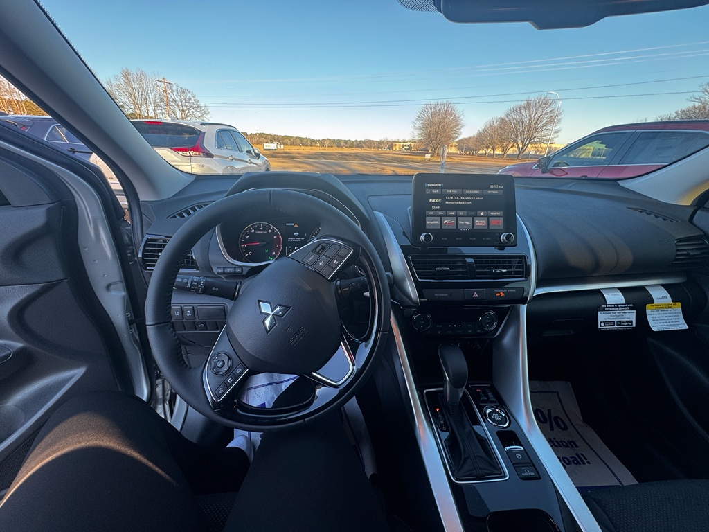 New 2026  Mitsubishi SE image 10