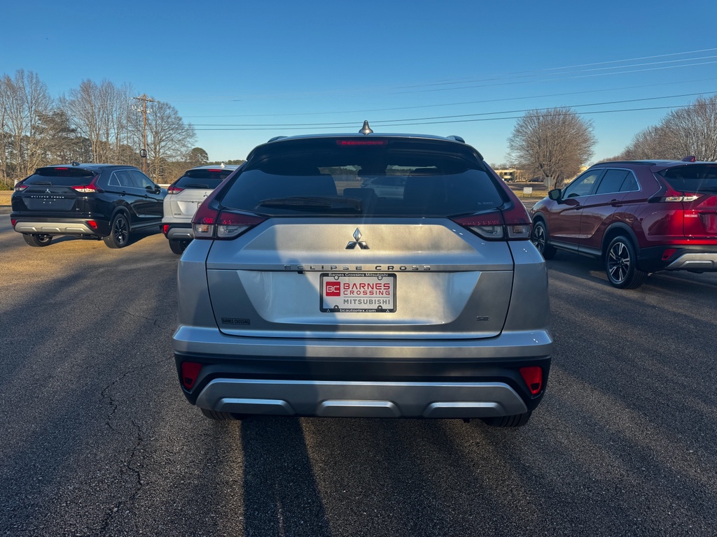 New 2026  Mitsubishi SE image 5