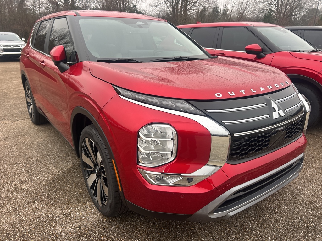 New 2026 Red Diamond Mitsubishi SE image 3