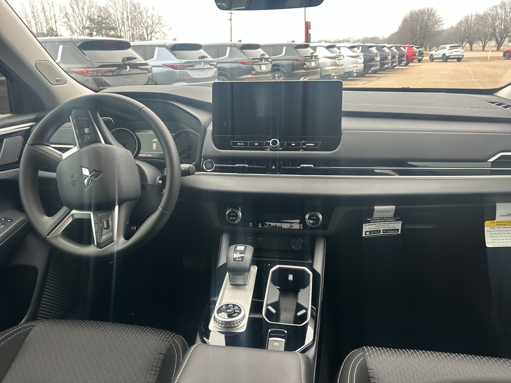 New 2026 Red Diamond Mitsubishi ES image 9