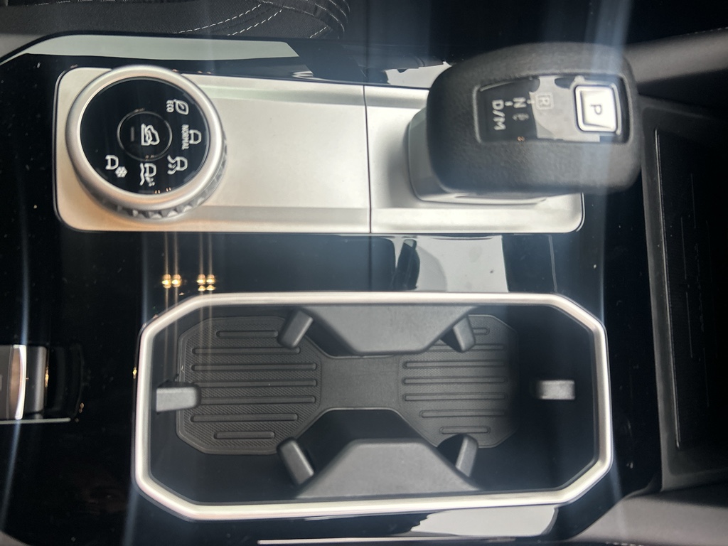 New 2026 Red Diamond Mitsubishi ES image 13