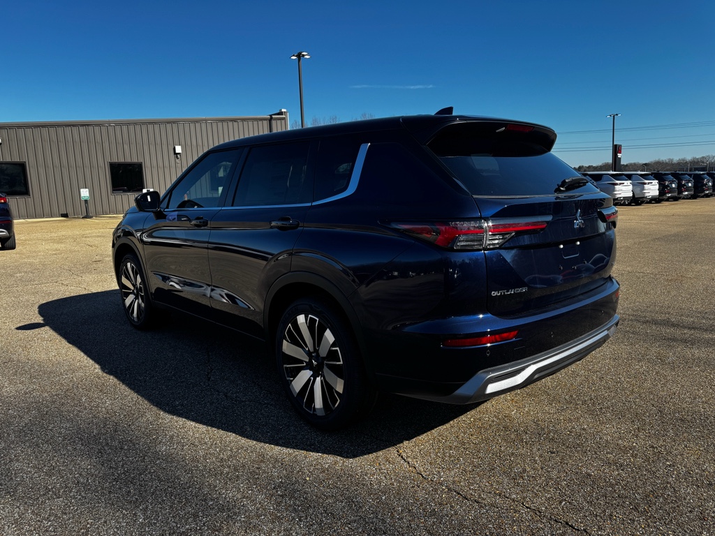 New 2026 Cosmic Blue Metallic Mitsubishi LE image 4