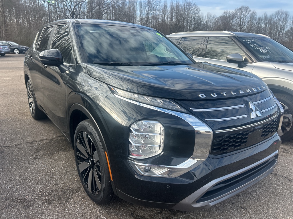 New 2026 Black Diamond Mitsubishi LE image 3