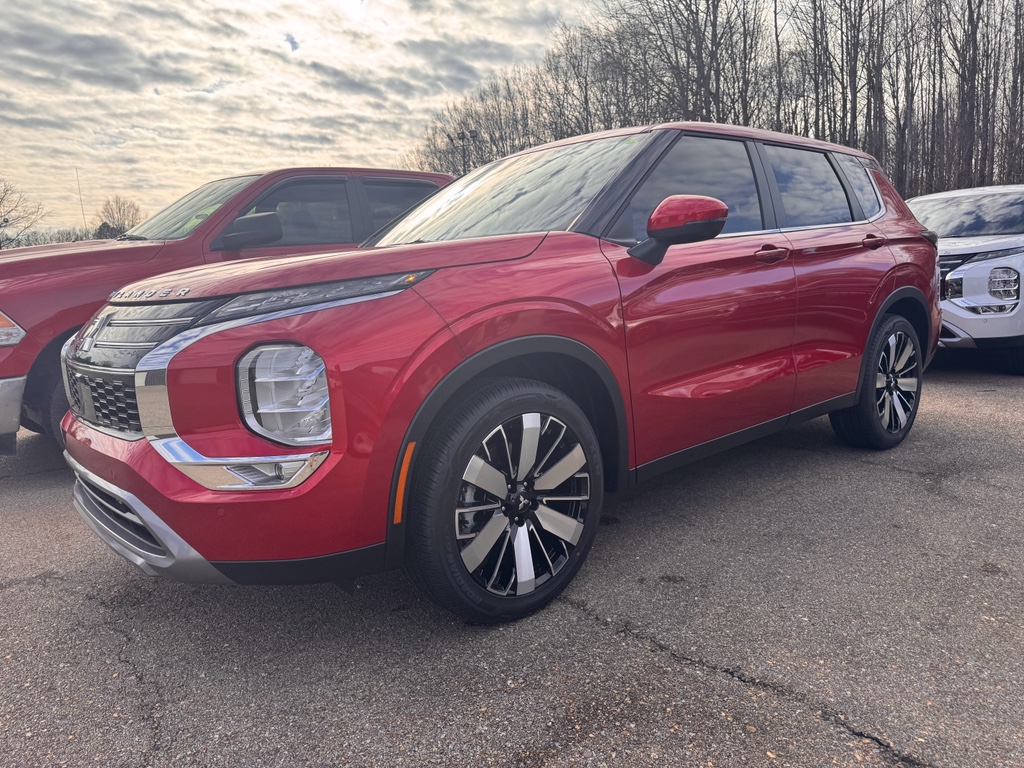 New 2026 Red Diamond Mitsubishi LE image 2