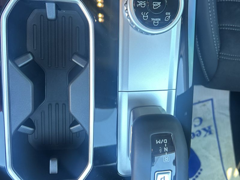 New 2026 Labrador Black Pearl Mitsubishi SE image 11