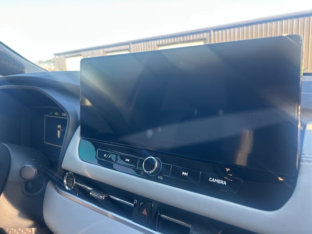 New 2026 Red Diamond Mitsubishi SE image 9