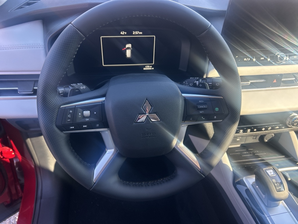 New 2026 Red Diamond Mitsubishi SE image 17