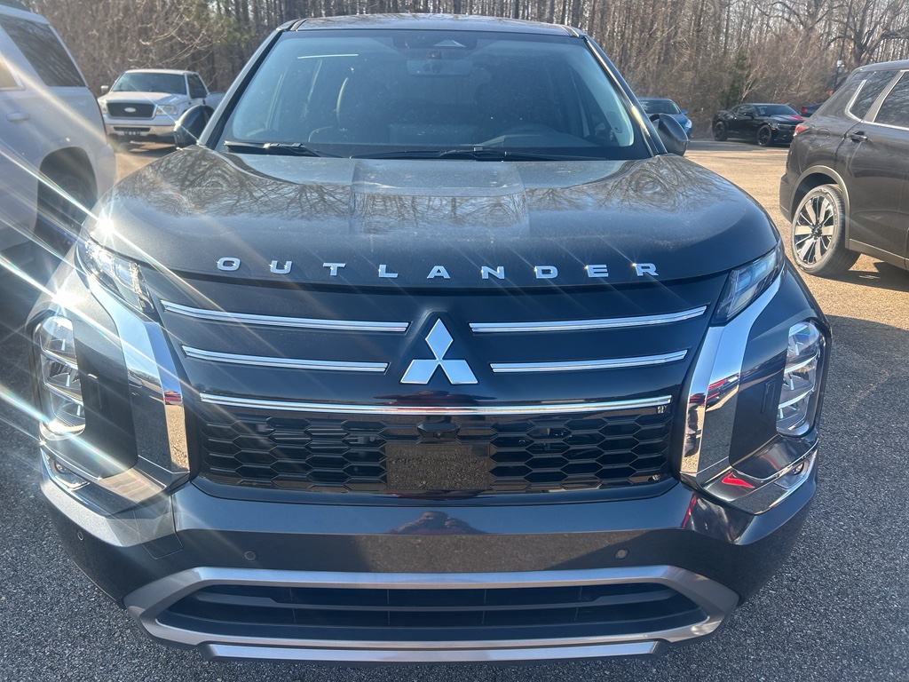 New 2026 Graphite Gray Mitsubishi SE image 2