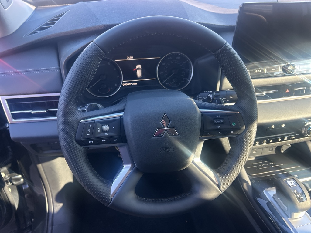 New 2026 Graphite Gray Mitsubishi SE image 15