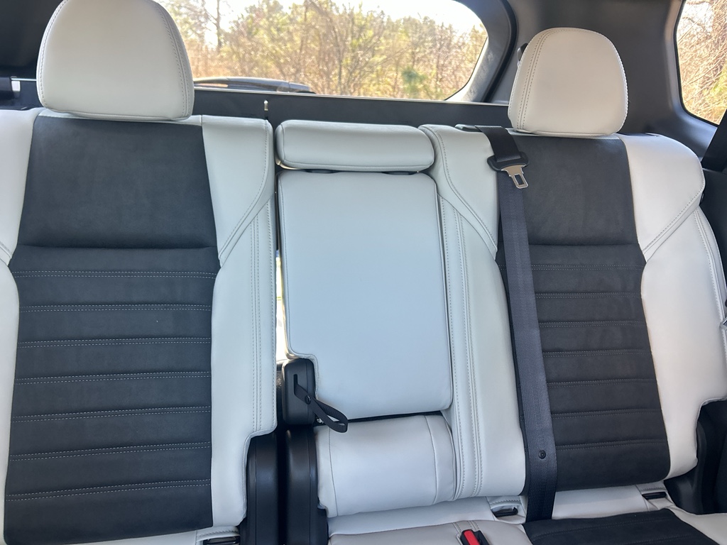 New 2026 Black Diamond Mitsubishi SE image 13