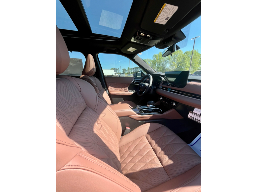 New 2026 Graphite Gray Mitsubishi SEL image 10