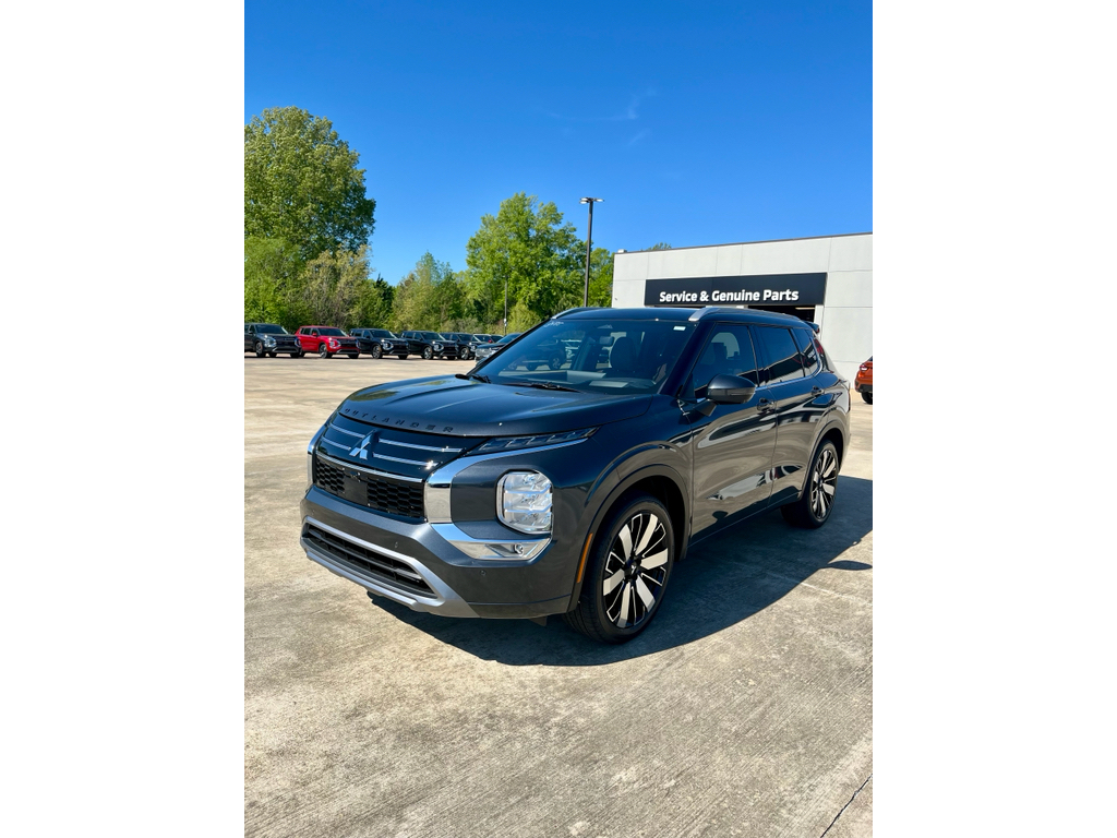 New 2026 Graphite Gray Mitsubishi SEL image 2