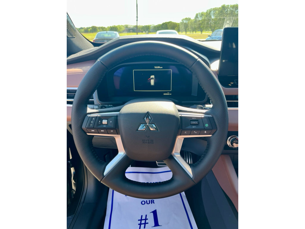 New 2026 Graphite Gray Mitsubishi SEL image 7