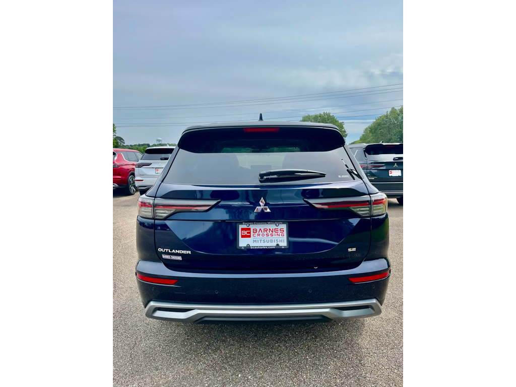 New 2026 Cosmic Blue Metallic Mitsubishi SE image 6