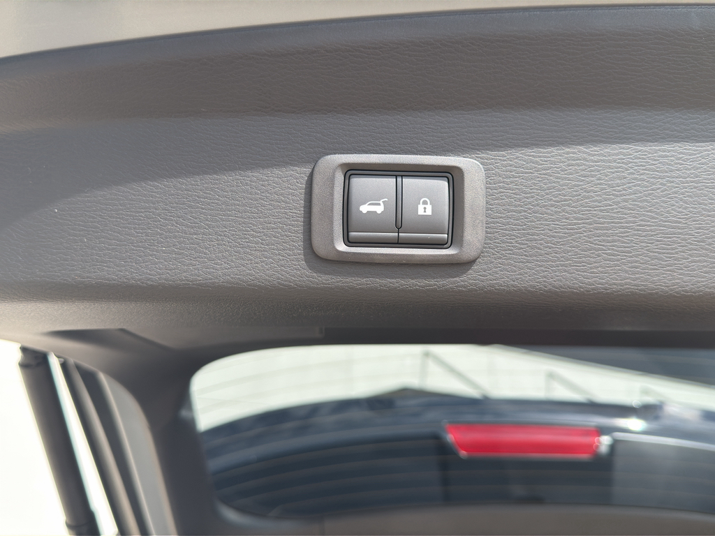 New 2026 Moonstone Gray Metallic W Mitsubishi Trail Edition image 9