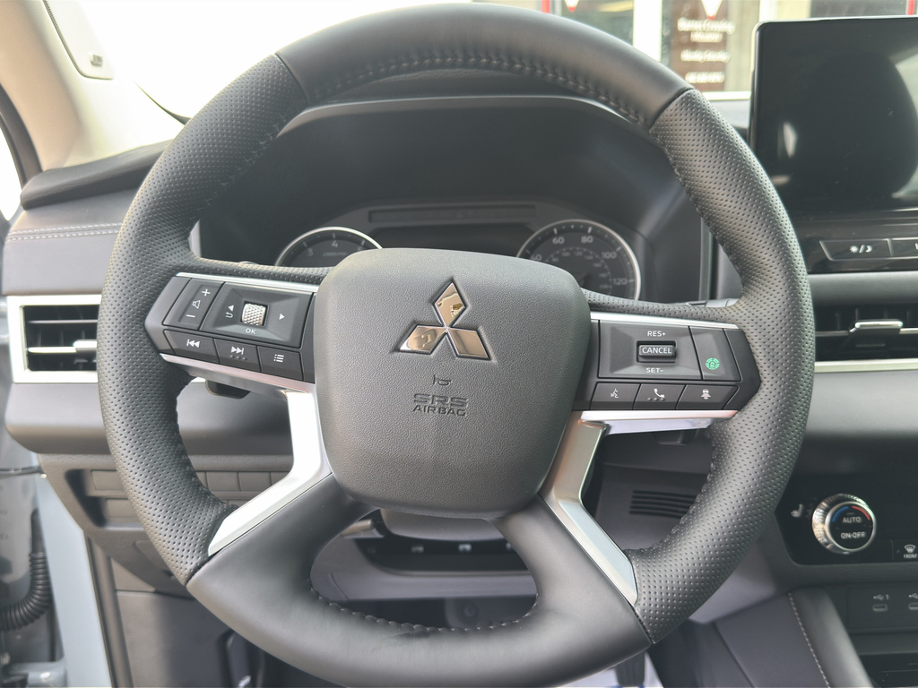 New 2026 Moonstone Gray Metallic W Mitsubishi Trail Edition image 18