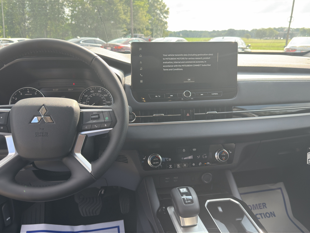 New 2026 White Diamond Mitsubishi Trail Edition image 11