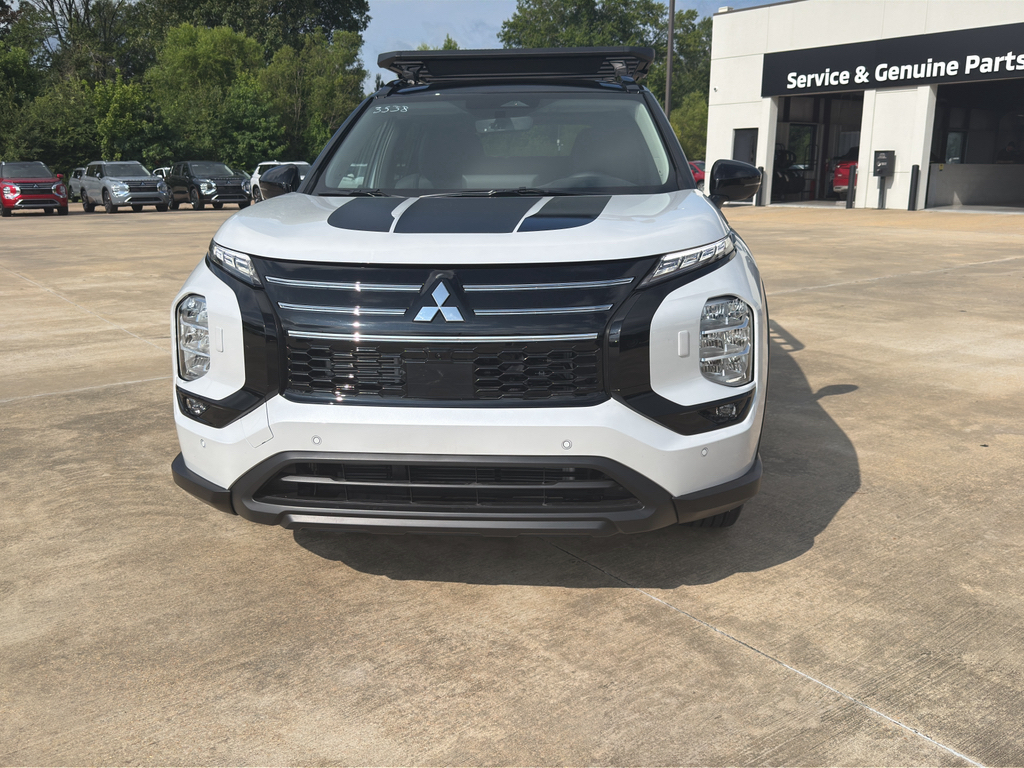 New 2026 White Diamond Mitsubishi Trail Edition image 17