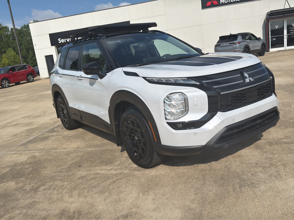 New 2026 White Diamond Mitsubishi Trail Edition image 2
