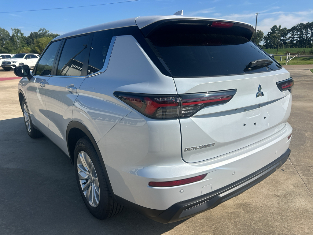 New 2026 White Diamond Mitsubishi ES image 6