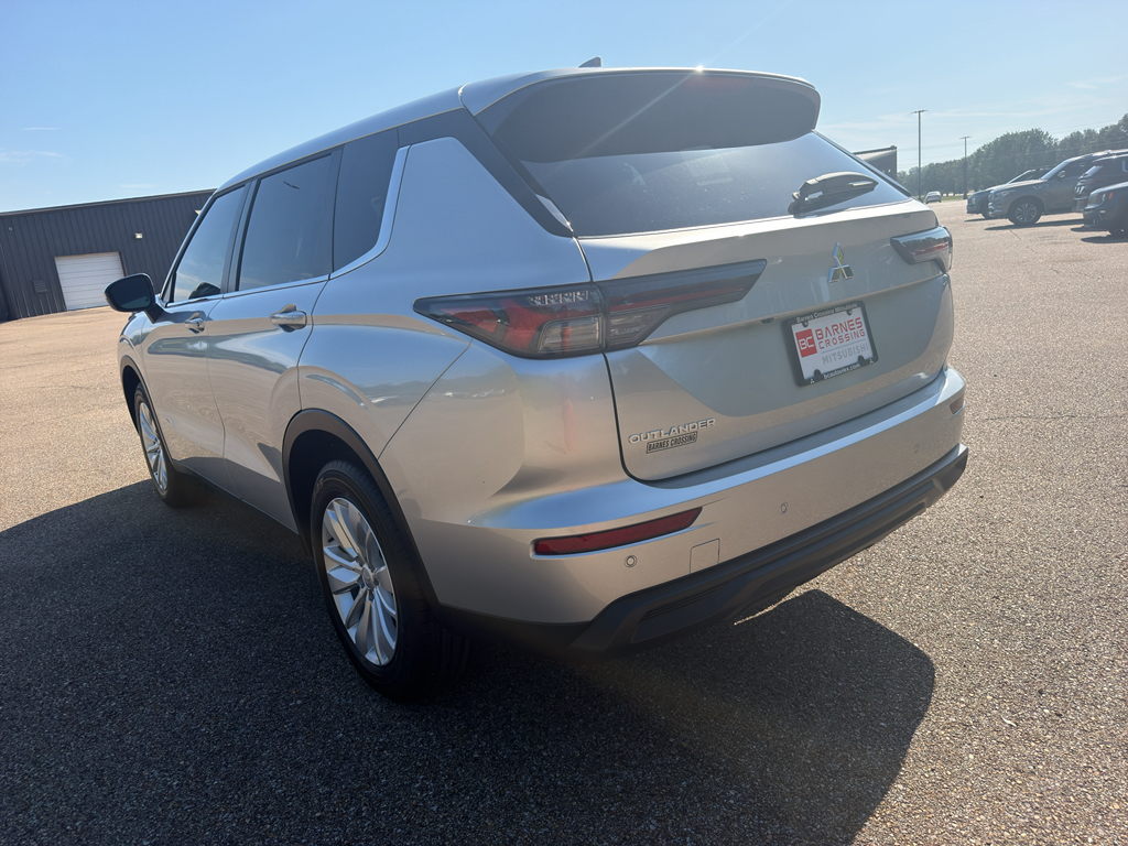 New 2026 Alloy Silver Metallic Mitsubishi ES image 6