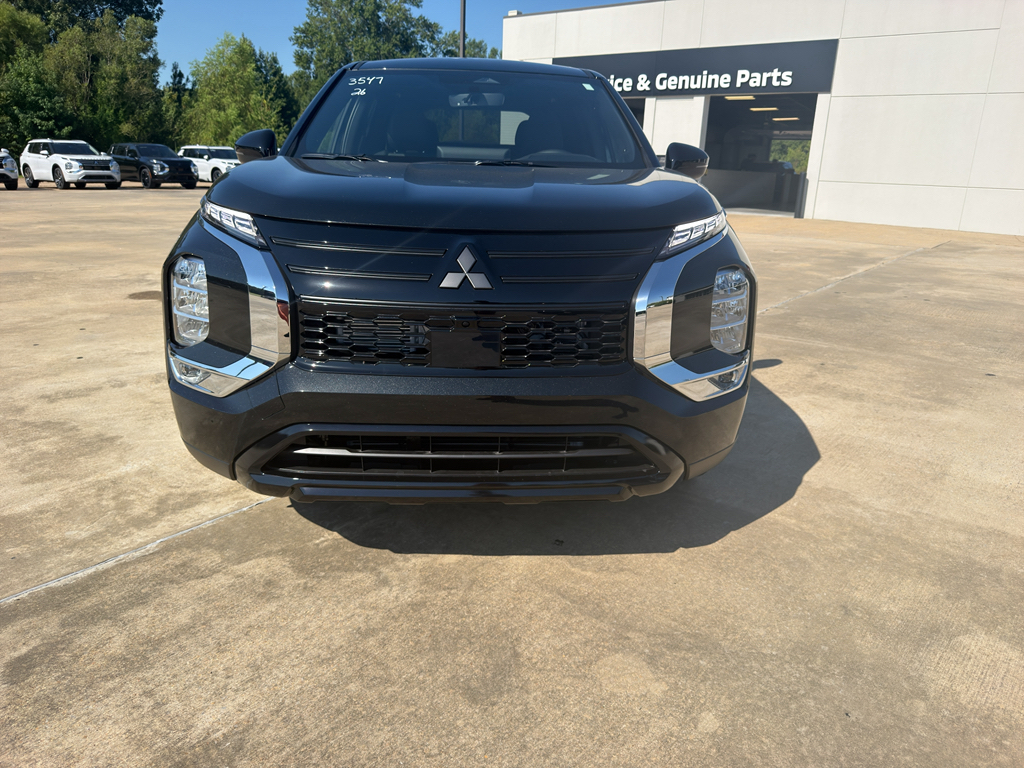 New 2026 Black Diamond Mitsubishi LE image 2