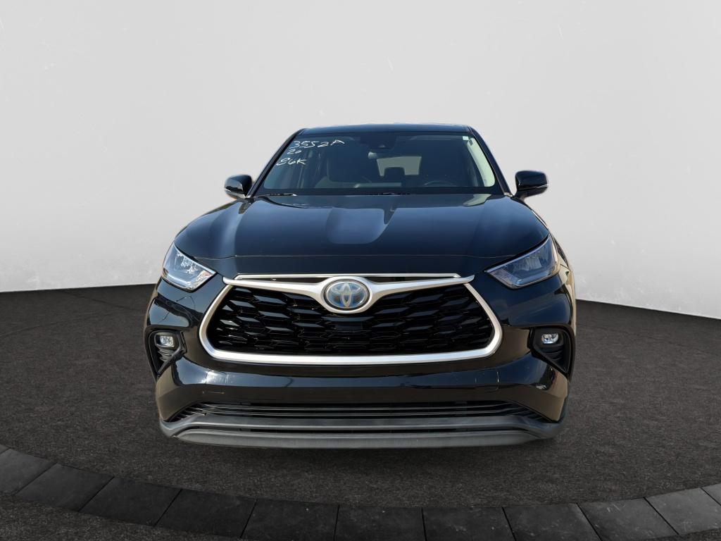 Used 2020 Midnight Black Metallic Toyota Hybrid LE image 3