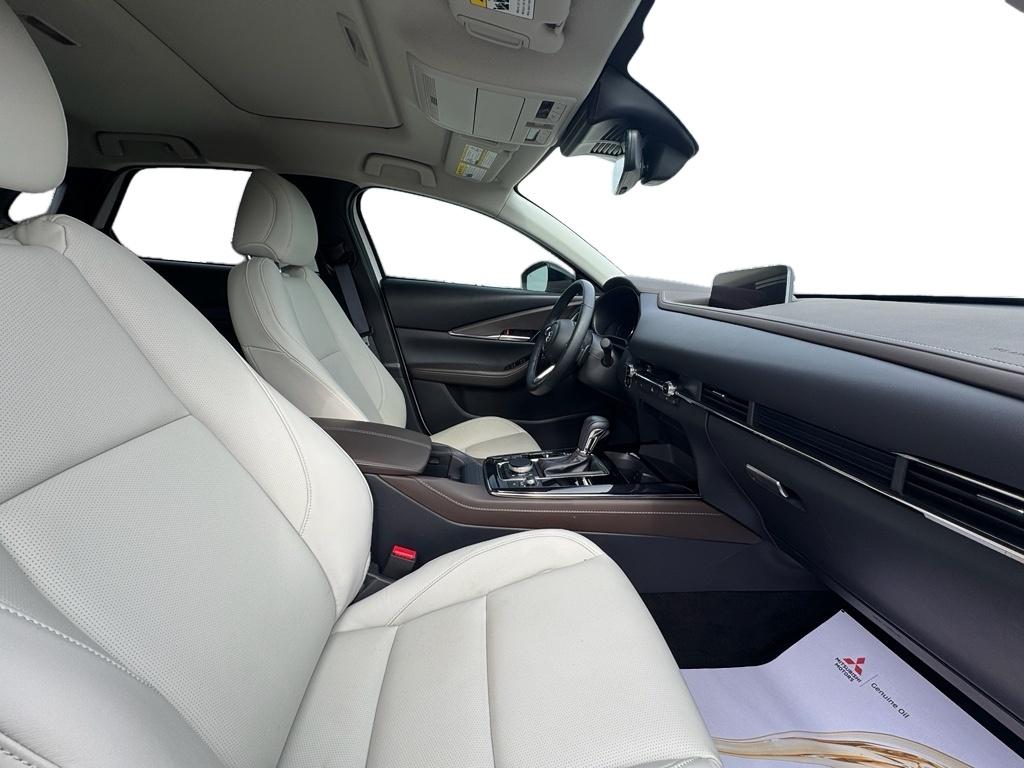 Used 2025 Snowflake White Pearl Mica Mazda 2.5 Turbo Premium Plus Package image 5