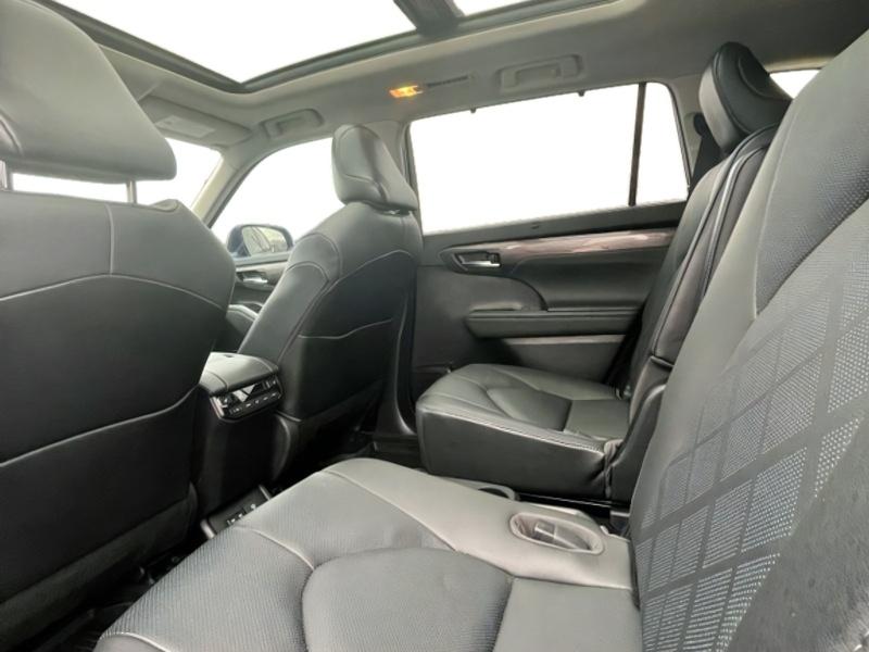 Used 2021 Blueprint Toyota Platinum image 8