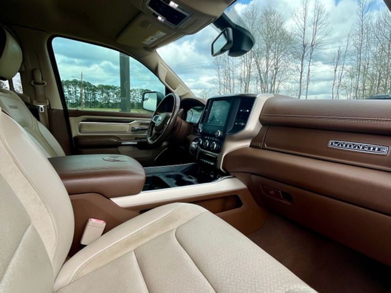 Used 2019 Ivory White Tri-Coat Pearlcoat Ram Laramie image 9