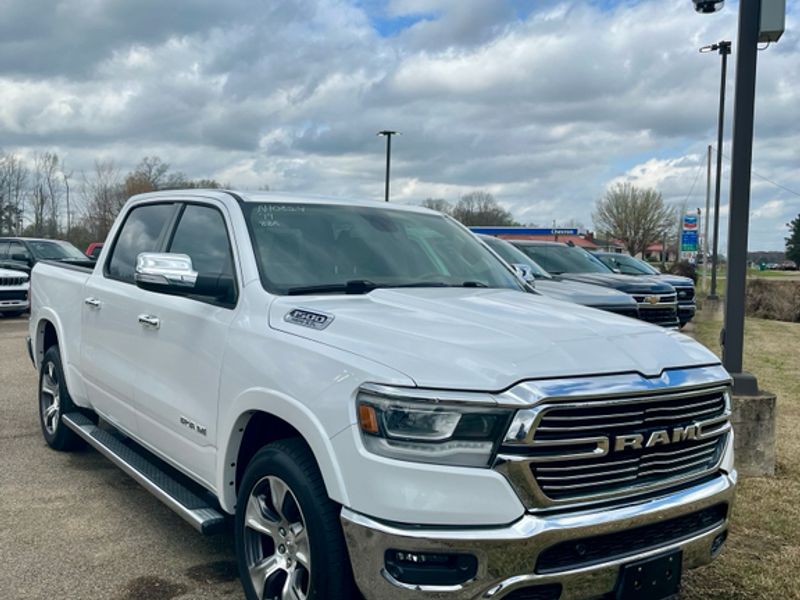 Used 2019 Ivory White Tri-Coat Pearlcoat Ram Laramie image 3
