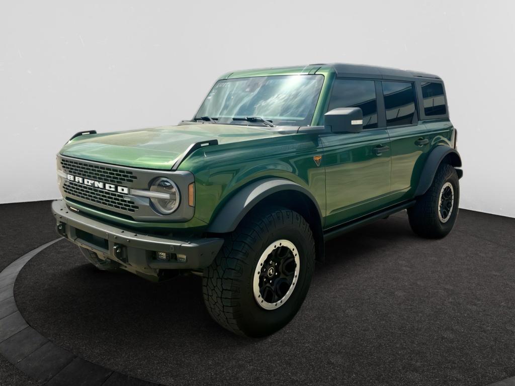 Used 2022 Eruption Green Metallic Ford Badlands image 2