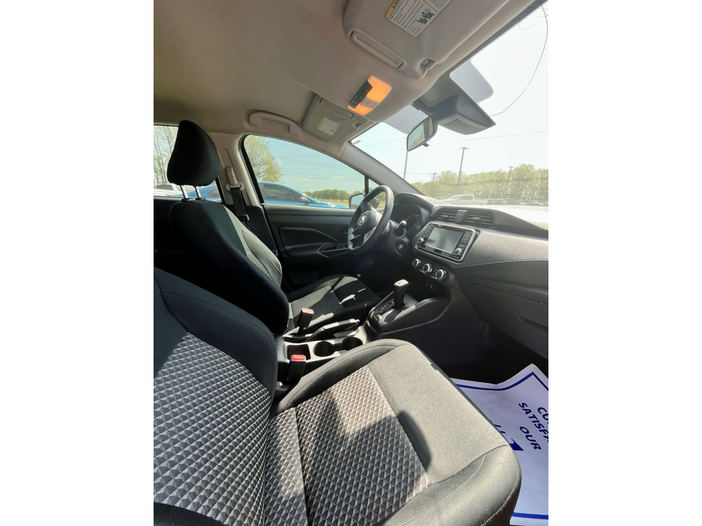 Used 2024 Super Black Nissan S image 9