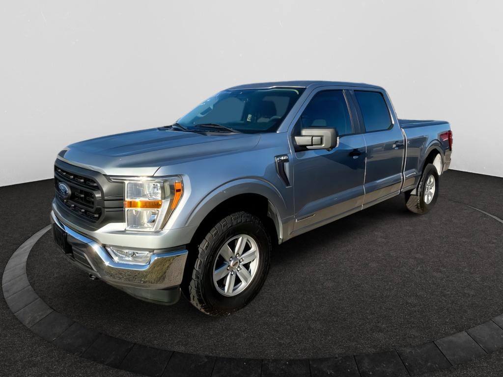 Used 2022 Iconic Silver Metallic Ford XL image 2
