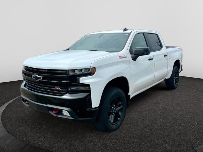 Used 2022 Summit White Chevrolet LT Trail Boss image 2