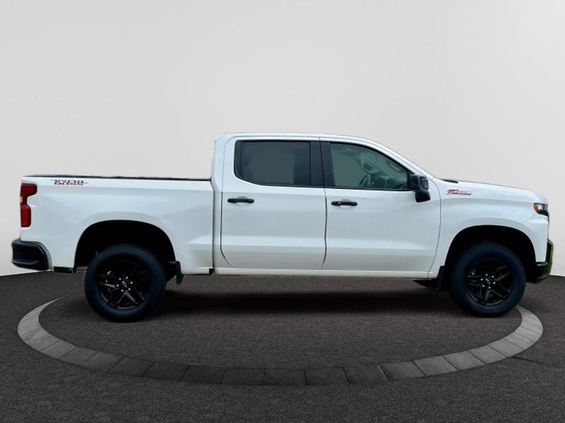 Used 2022 Summit White Chevrolet LT Trail Boss image 4