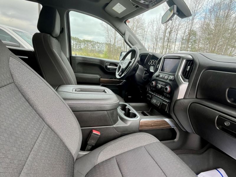 Used 2022 Summit White Chevrolet LT Trail Boss image 9