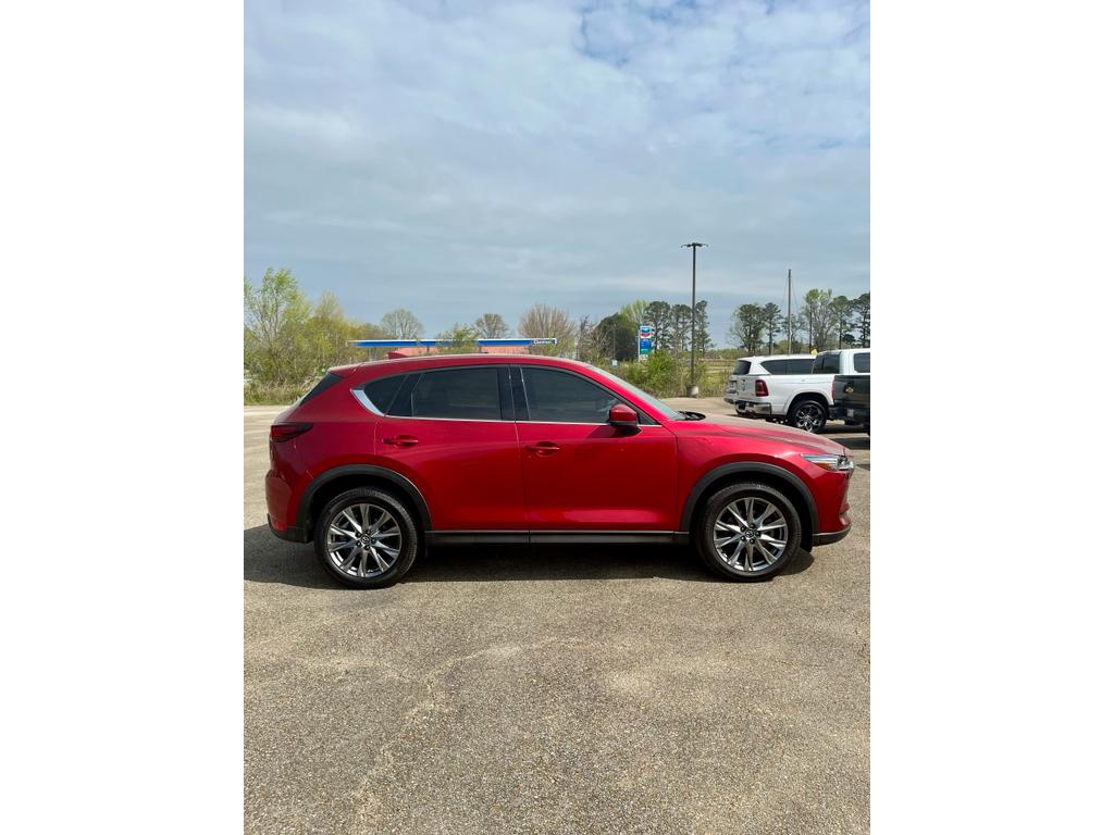 Used 2020 Soul Red Crystal Metallic Mazda Signature image 11