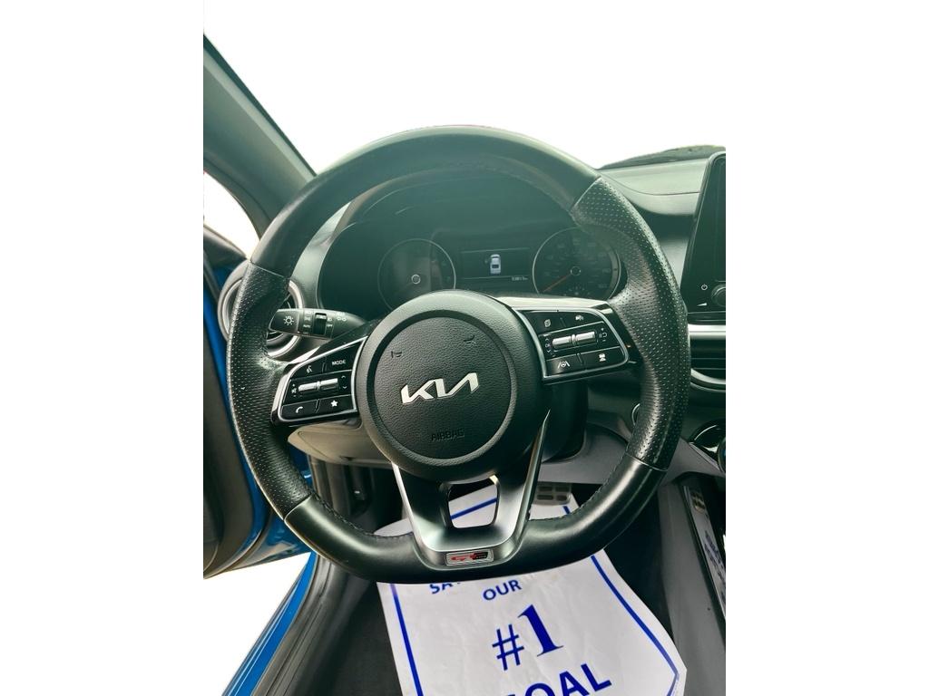 Used 2023 Sporty Blue Kia GT-Line image 7