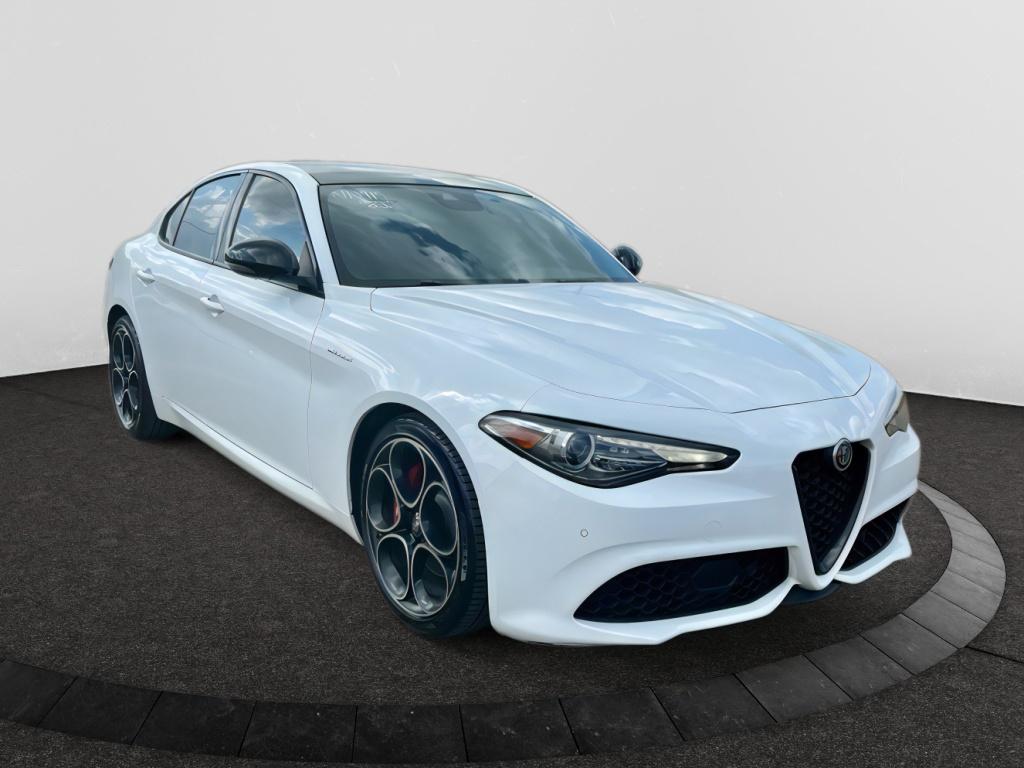Used 2022 Alfa White Alfa Romeo Veloce image 3