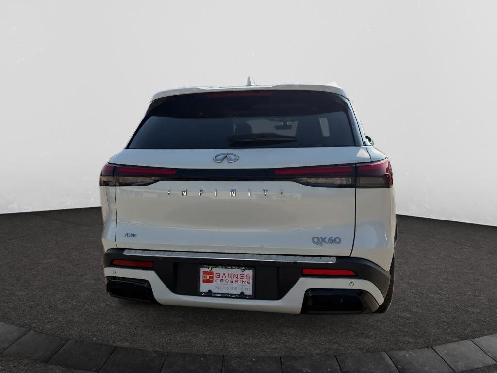 Used 2023 Majestic White INFINITI LUXE image 5