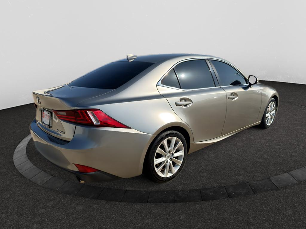Used 2015 Atomic Silver Lexus Base (A6) image 4