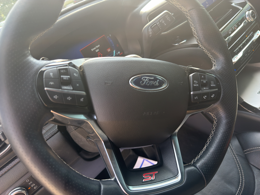 Used 2022 Agate Black Metallic Ford ST image 17