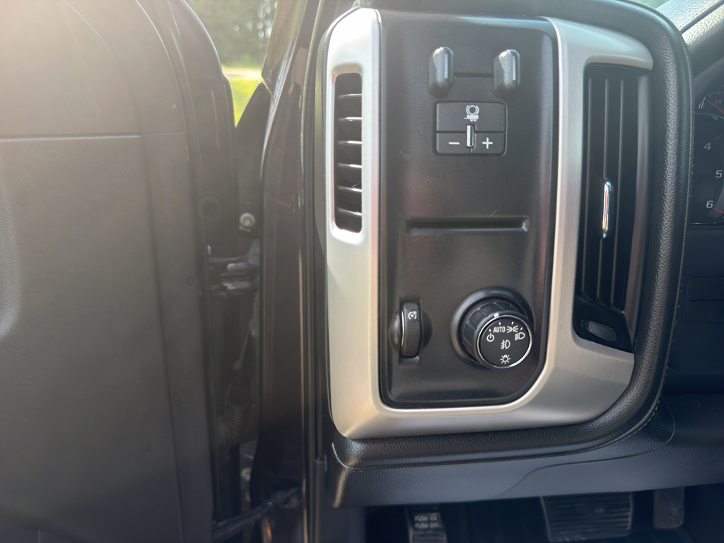 Used 2015 Iridium Metallic GMC SLT image 12